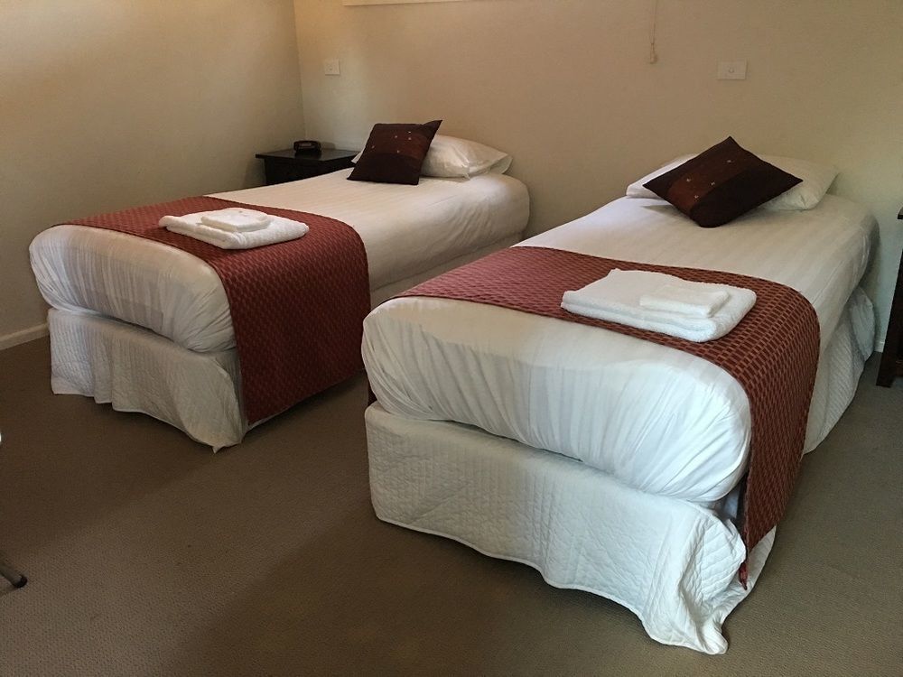 Hillview Farmstay Gundagai Buitenkant foto